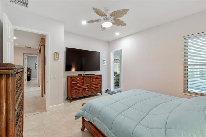 Image No.28-3 Bed House for sale