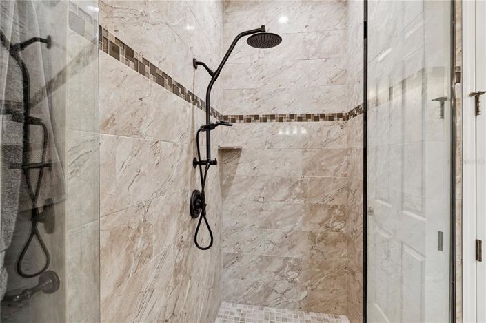 Image No.39-3 Bed House for sale