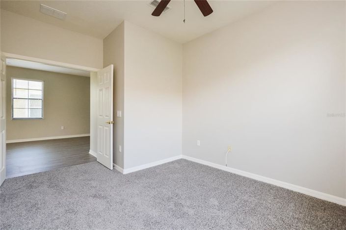 Image No.11-2 Bed House for sale