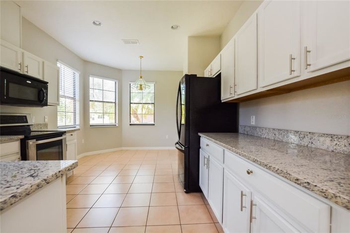 Image No.5-2 Bed House for sale