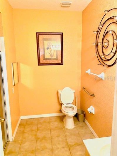 Image No.24-2 Bed Apartment for sale