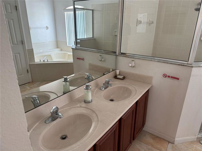 Image No.13-3 Bed House for sale