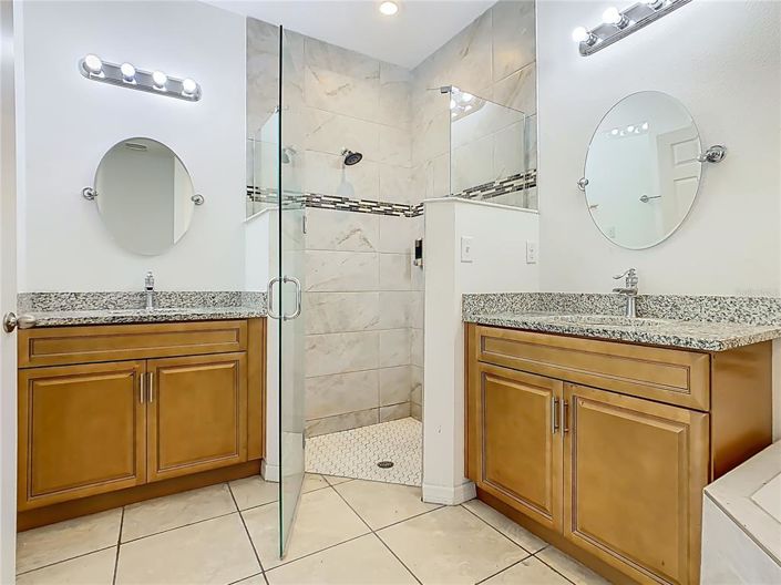 Image No.21-3 Bed House for sale