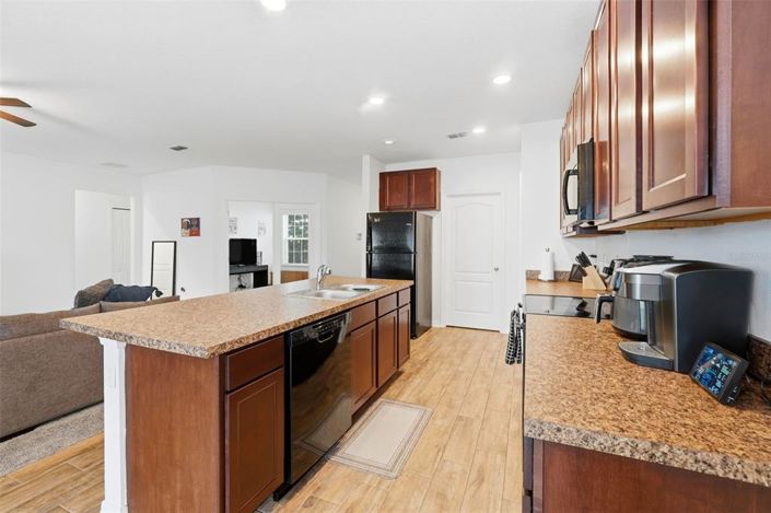 Image No.14-3 Bed House for sale