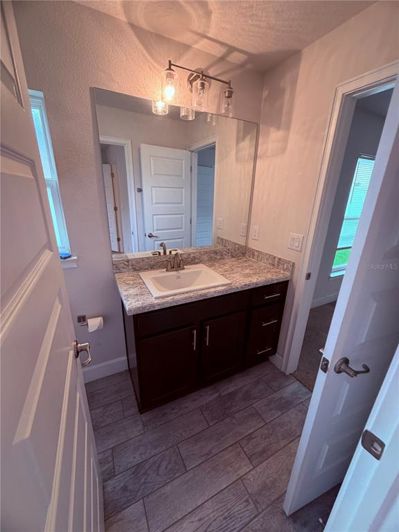 Image No.11-4 Bed House for sale