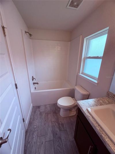 Image No.13-4 Bed House for sale