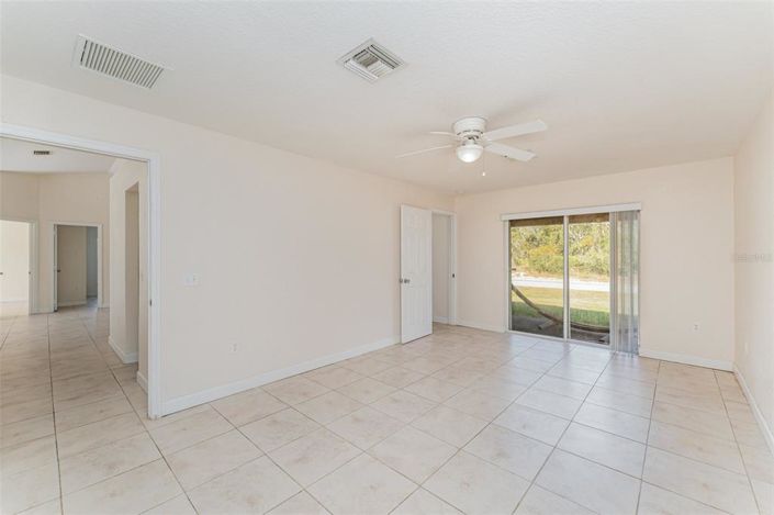 Image No.15-Maison de 4 chambres à vendre à Saint John