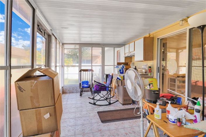 Image No.17-4 Bed House for sale