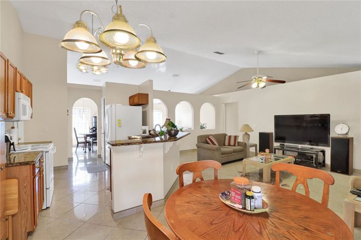 Image No.4-4 Bed House for sale