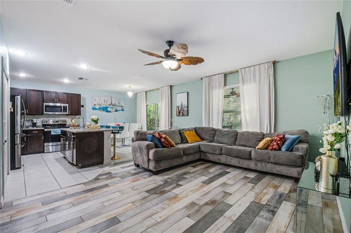 Image No.8-3 Bed House for sale