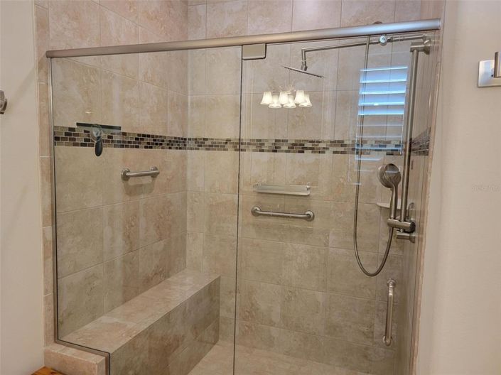 Image No.12-3 Bed House for sale