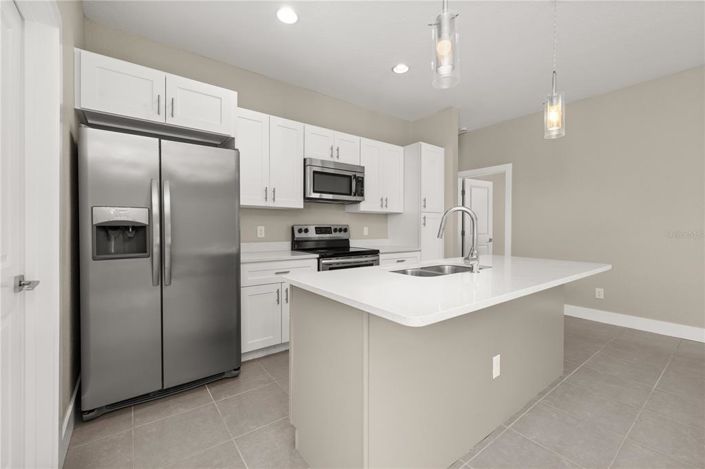 Image No.13-4 Bed House for sale