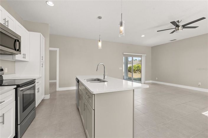 Image No.15-4 Bed House for sale