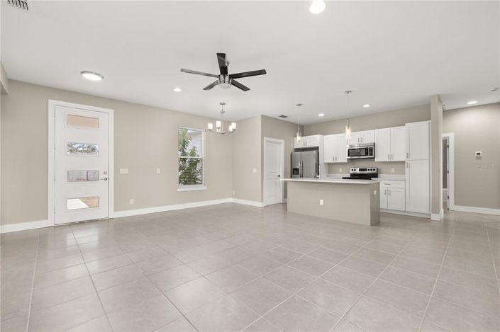 Image No.9-4 Bed House for sale