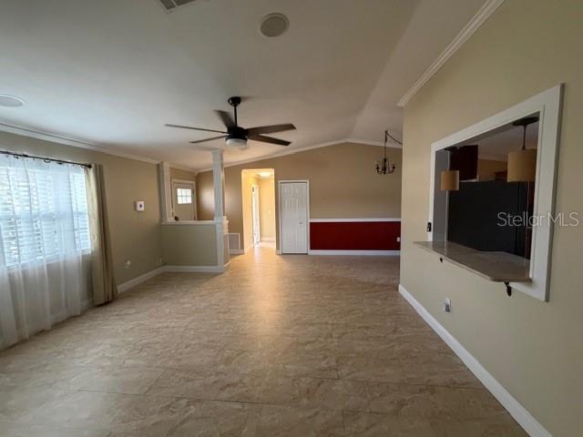 Image No.11-3 Bed House for sale