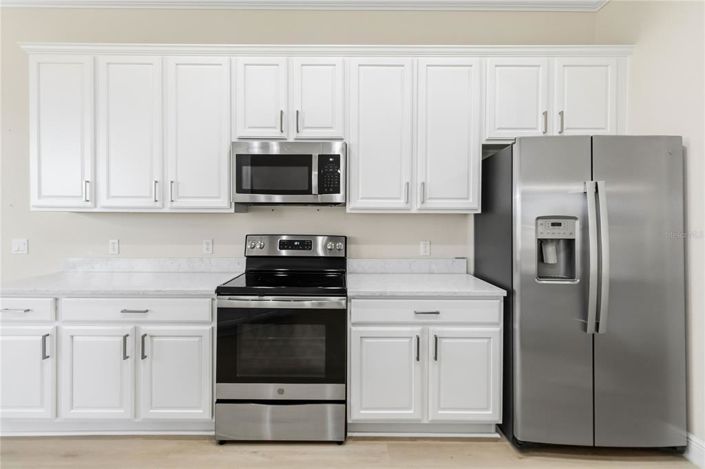 Image No.17-3 Bed House for sale