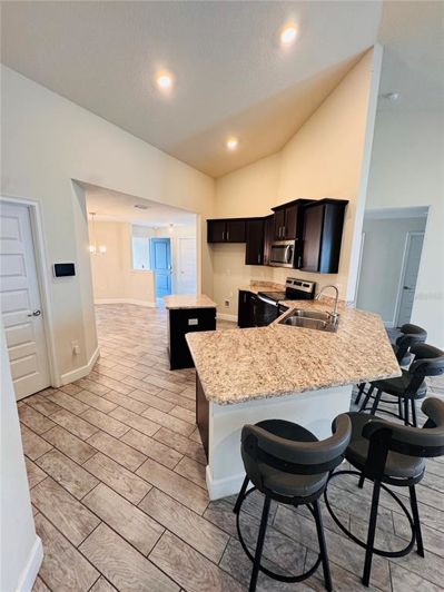 Image No.12-4 Bed House for sale