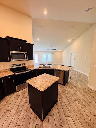 Image No.14-4 Bed House for sale