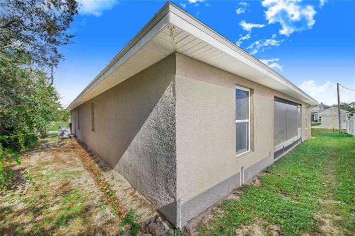 Image No.26-4 Bed House for sale