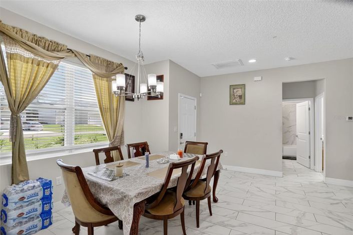 Image No.20-Maison de 4 chambres à vendre à Saint John