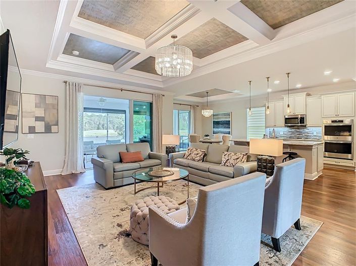 Image No.12-3 Bed House for sale