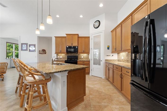 Image No.7-3 Bed House for sale