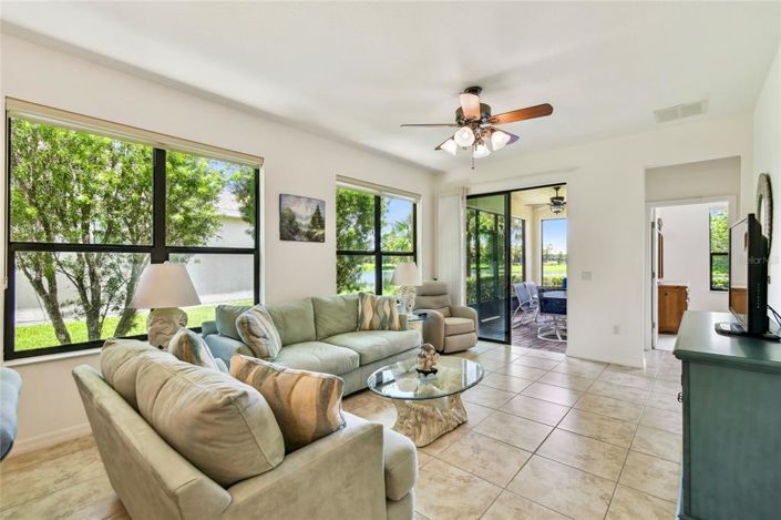 Image No.5-Villa de 2 chambres à vendre à Saint John