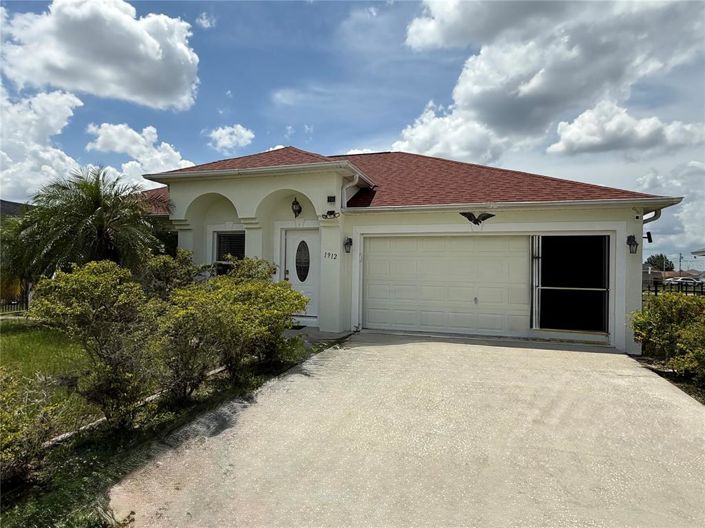 Image No.2-Maison de 4 chambres à vendre à Saint John