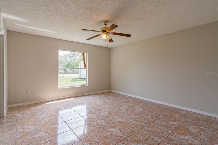 Image No.12-Duplex de 5 chambres à vendre à Saint John