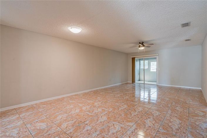 Image No.7-Duplex de 5 chambres à vendre à Saint John