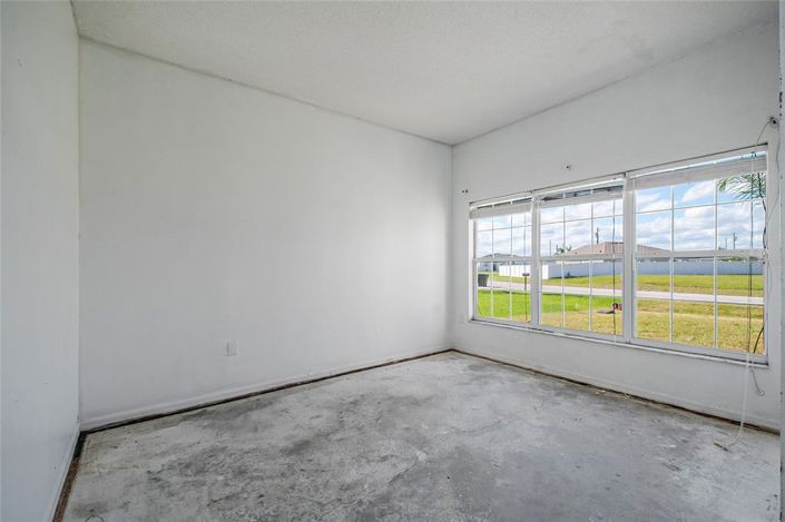 Image No.6-Maison de 4 chambres à vendre à Saint John