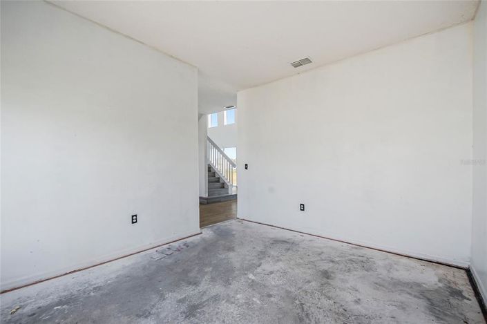 Image No.7-Maison de 4 chambres à vendre à Saint John