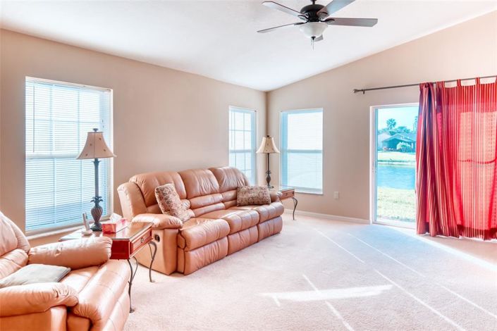 Image No.7-Maison de 2 chambres à vendre à Saint John