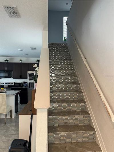 Image No.6-5 Bed House for sale