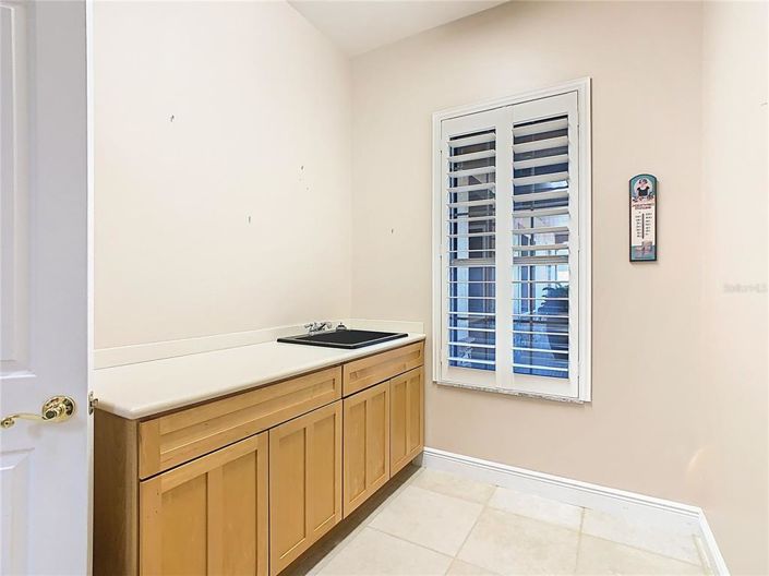 Image No.43-3 Bed House for sale