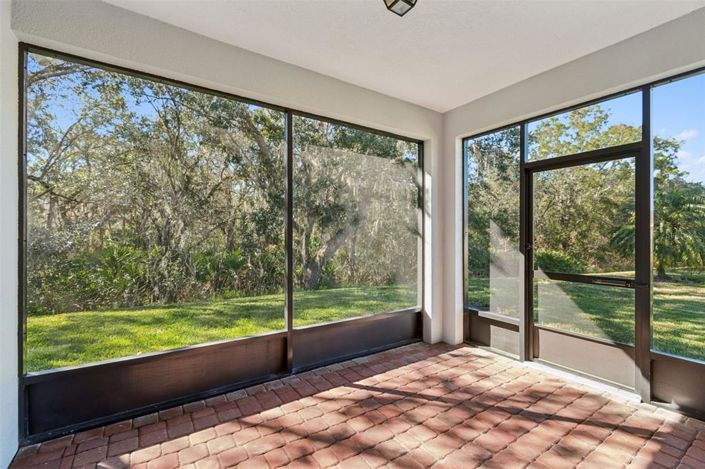 Image No.32-2 Bed House for sale