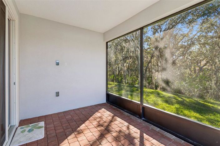 Image No.34-2 Bed House for sale