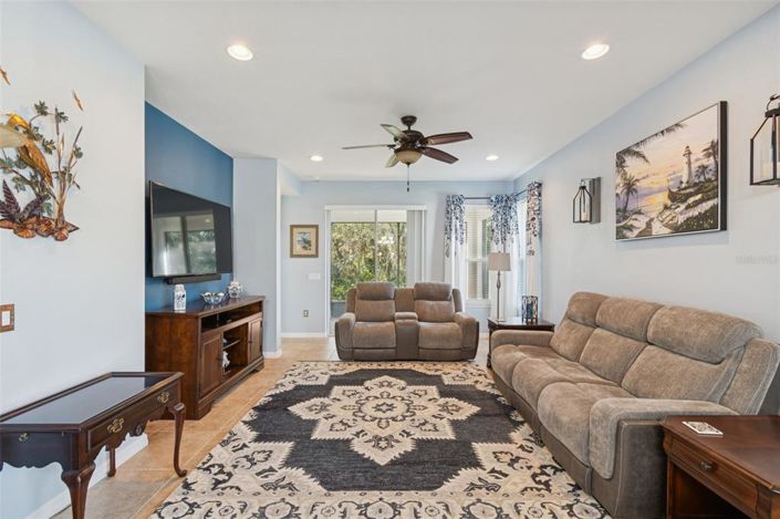 Image No.6-2 Bed House for sale