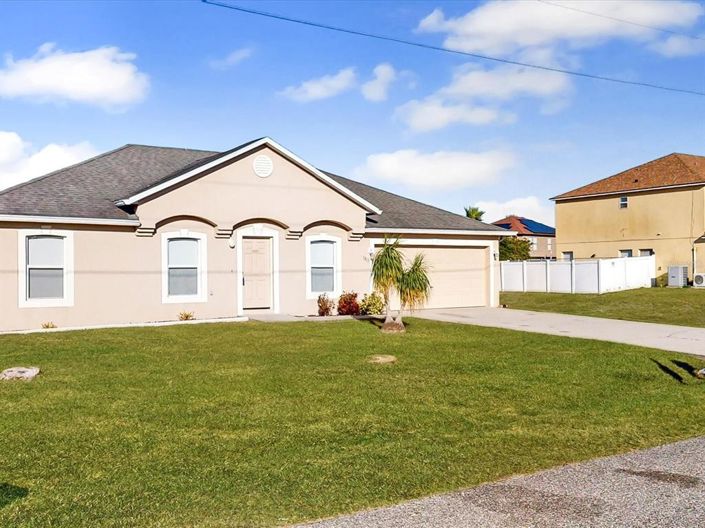 Image No.2-3 Bed House for sale