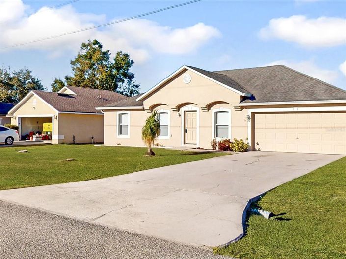 Image No.26-3 Bed House for sale