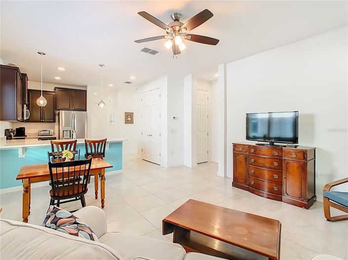 Image No.5-2 Bed House for sale