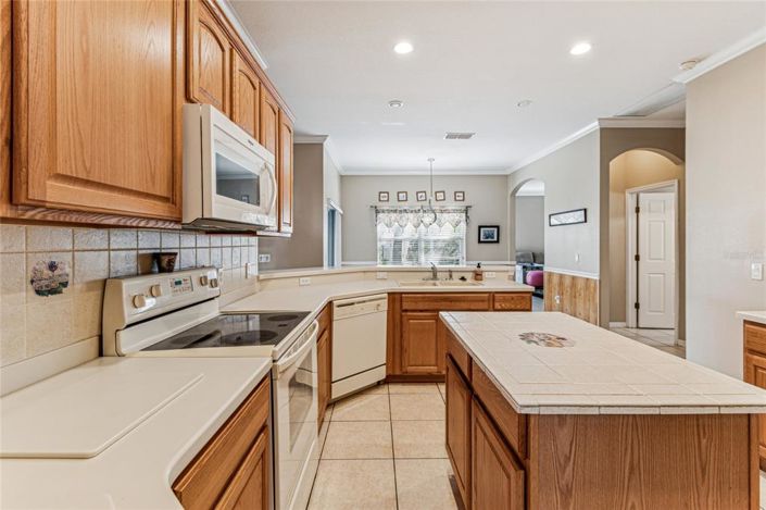 Image No.7-2 Bed House for sale