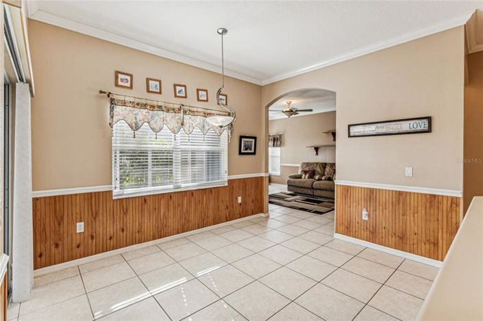 Image No.9-2 Bed House for sale