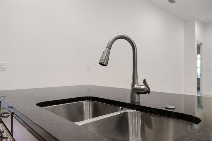 Image No.29-2 Bed House for sale