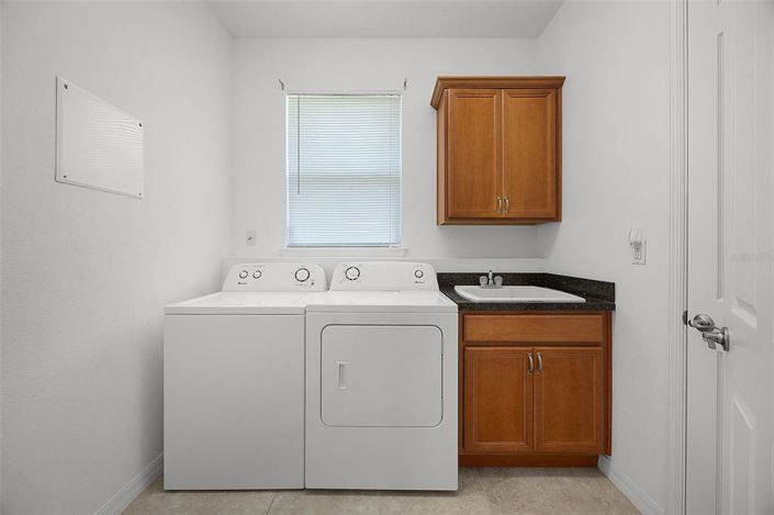 Image No.32-2 Bed House for sale