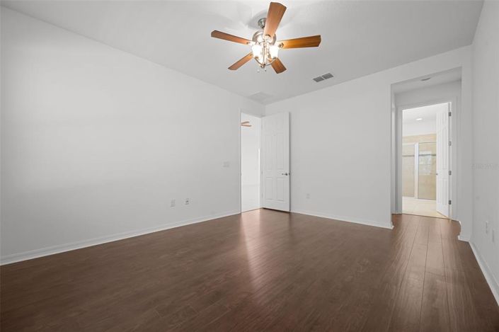 Image No.41-2 Bed House for sale