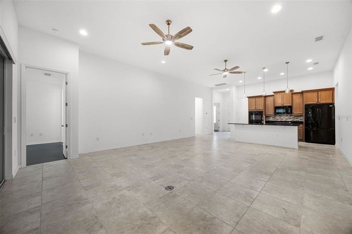 Image No.6-2 Bed House for sale