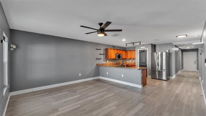 Image No.13-4 Bed House for sale