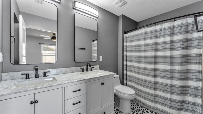 Image No.21-4 Bed House for sale