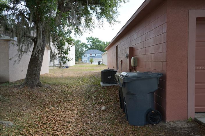 Image No.12-3 Bed House for sale